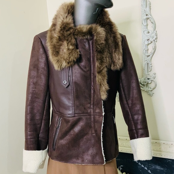 Tahari Faux Fur Collar Zip Front  Moto Jacket - Picture 3 of 13